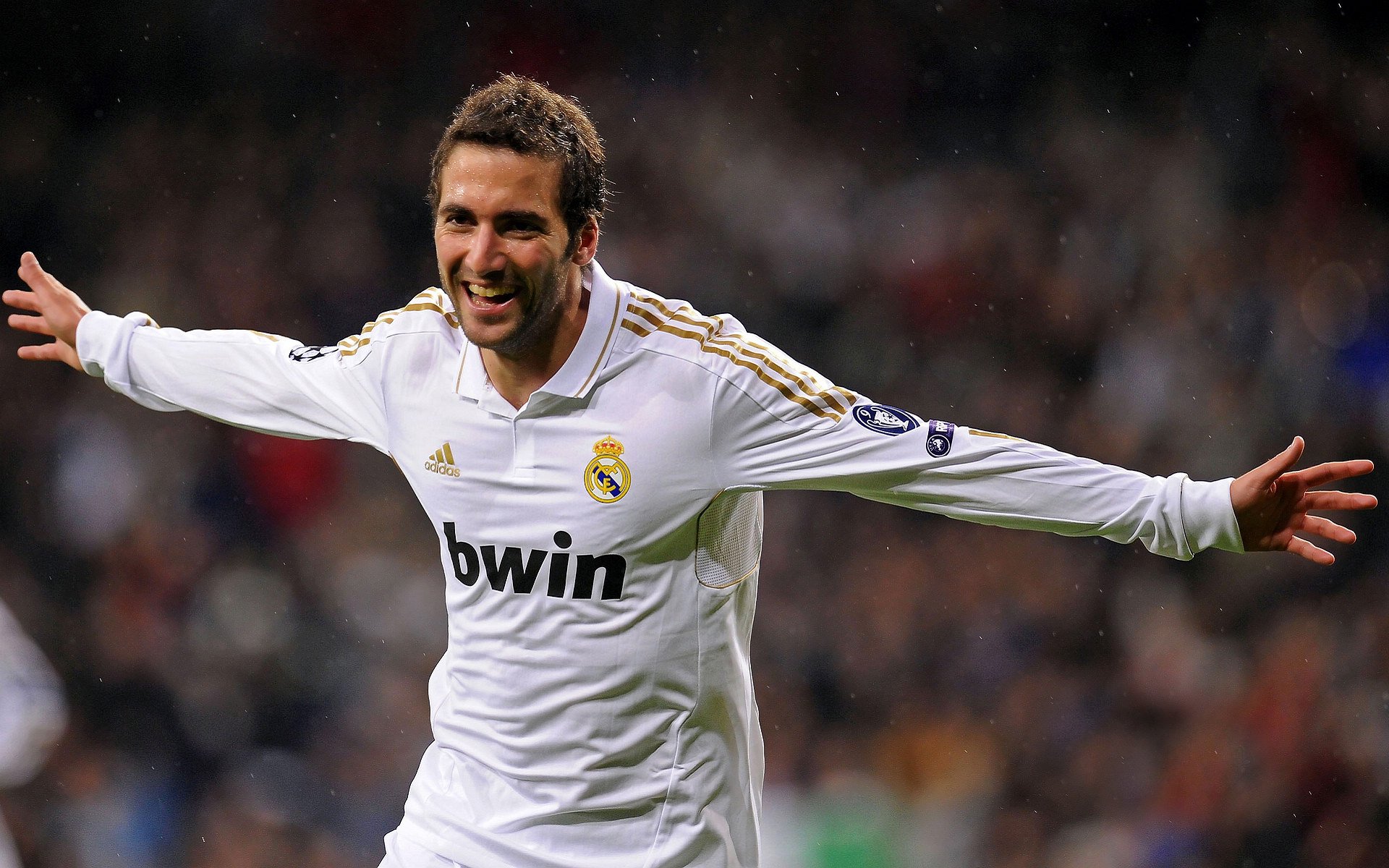 九游下载安装-电竞与青少年:如何引导青少年健康游戏?,电竞游戏对青少年的利与弊