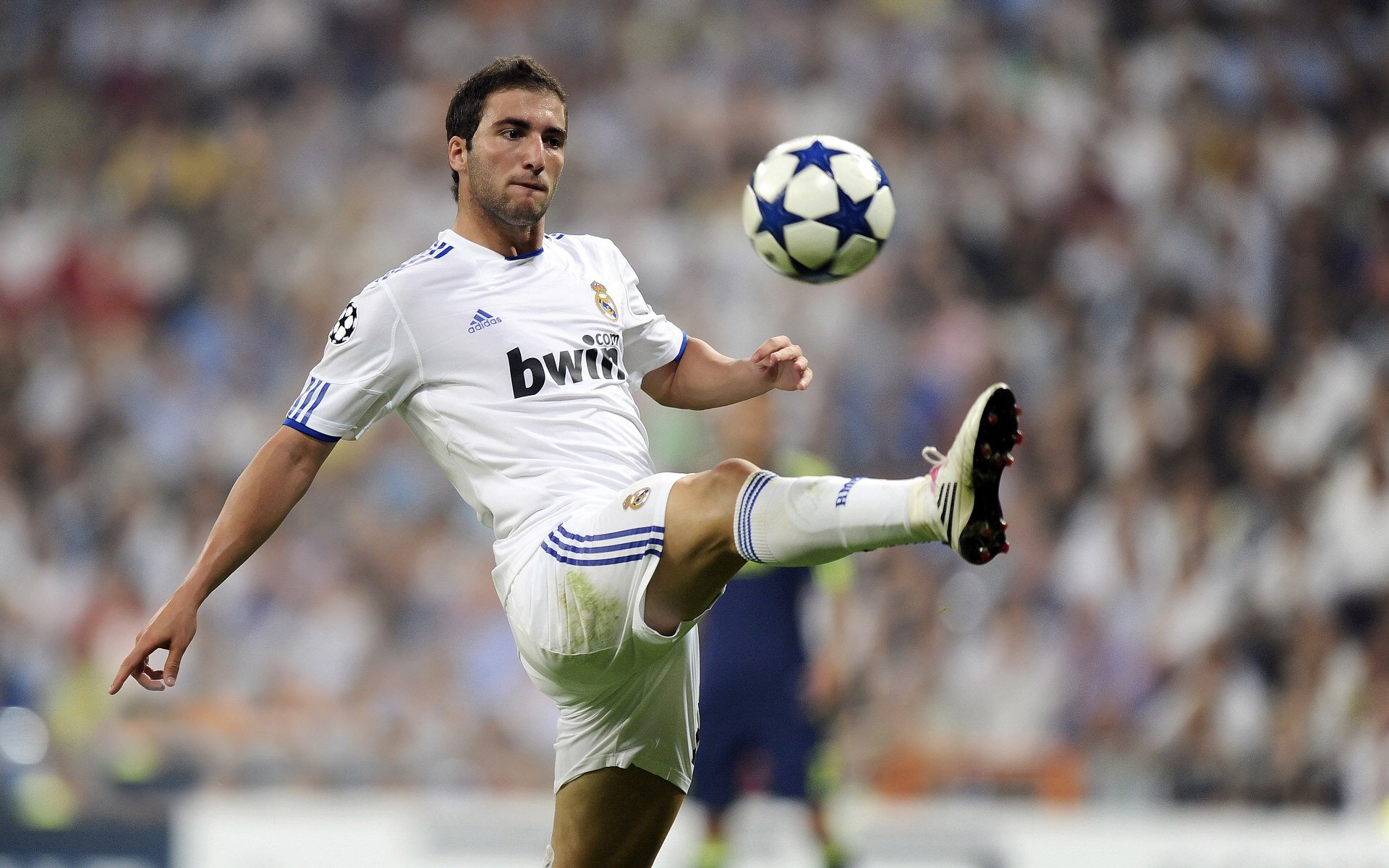 转会：皇马刚刚签入一名欧洲新星，未来可期，皇马组建欧洲超级联赛